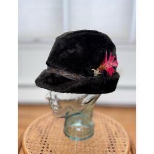 Vintage Mustang Hat, 60s Pony Car, Brown Faux Fur Fedora Red Feather, Size M